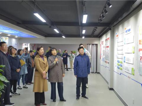 市人大向导来BBIN宝盈集团集团视察“职工之家”建设情形